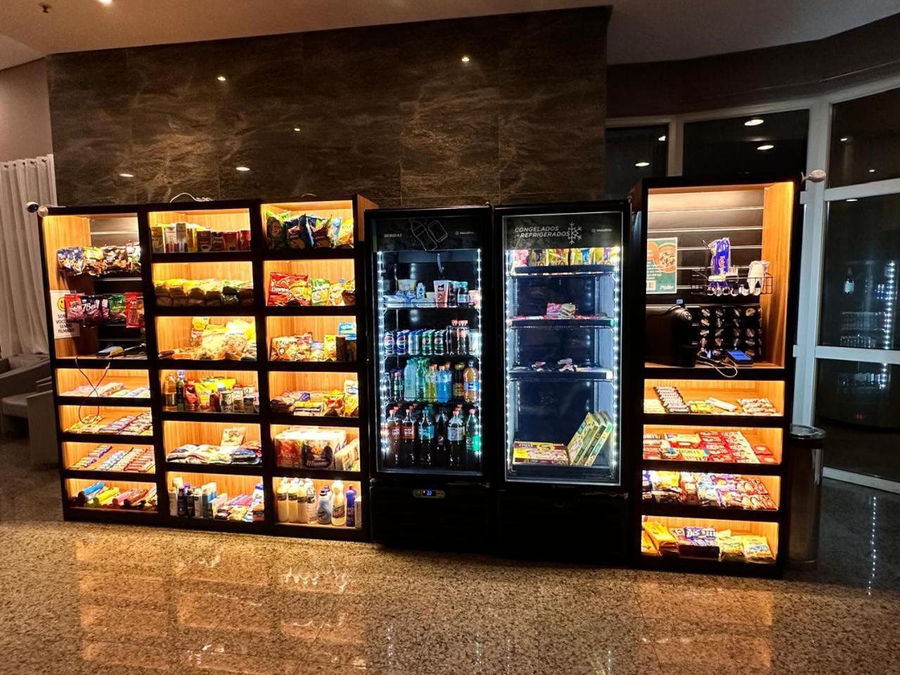 Flat Com Vista Panoramica -15- Na Barra Da Tijuca - Estacionamento Gratuito - Frigobar - Ar Condicionado - Piscina - Academia - Balsa Para Praia Gratis - Varanda - Vista Parcial Mar E Lagoa Rio de Janeiro Esterno foto